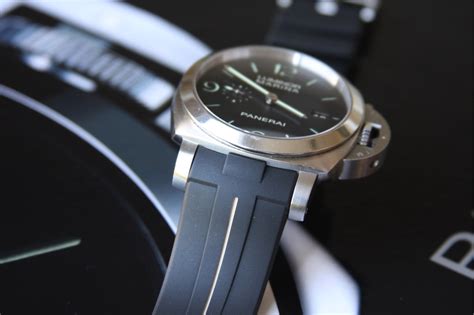 panerai rubber strap review